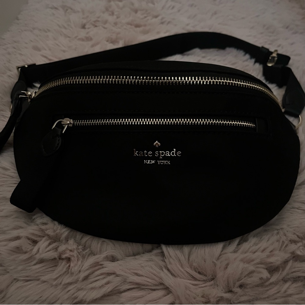 Kate Spade Chelsea Nylon Belt
Bag Black